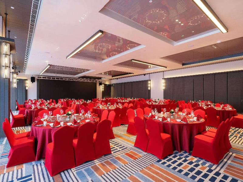 Novotel Zibo New Hongcheng image