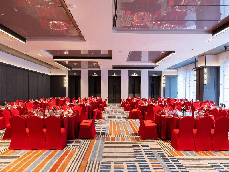 Novotel Zibo New Hongcheng image