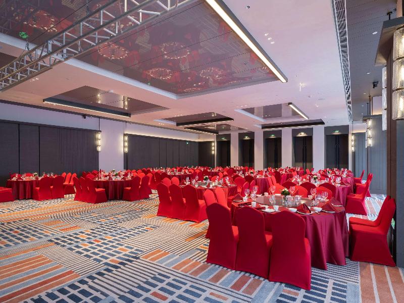 Novotel Zibo New Hongcheng image
