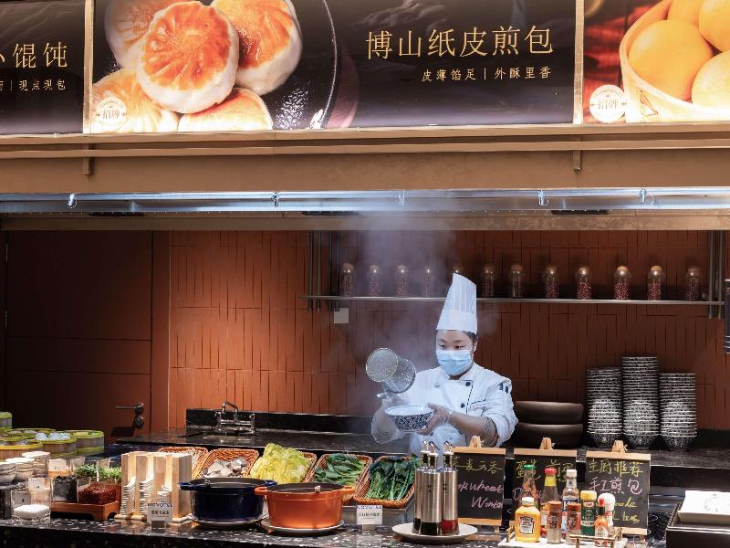 Novotel Zibo New Hongcheng image