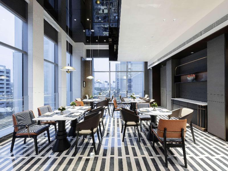 Novotel Zibo New Hongcheng image