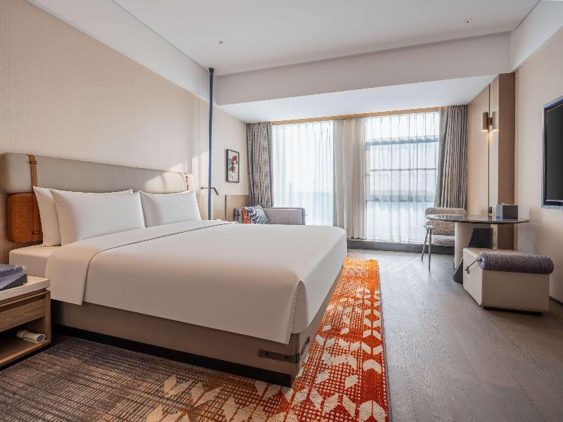 Novotel Zibo New Hongcheng image