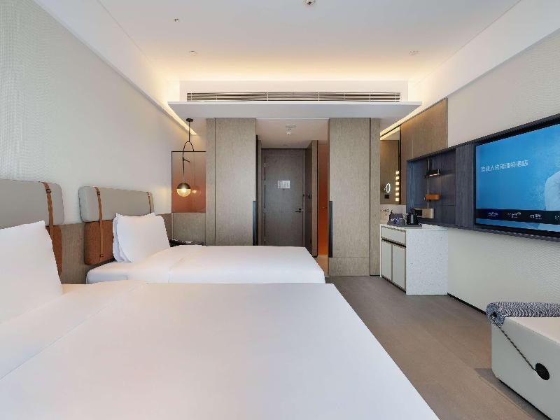 Novotel Zibo New Hongcheng image
