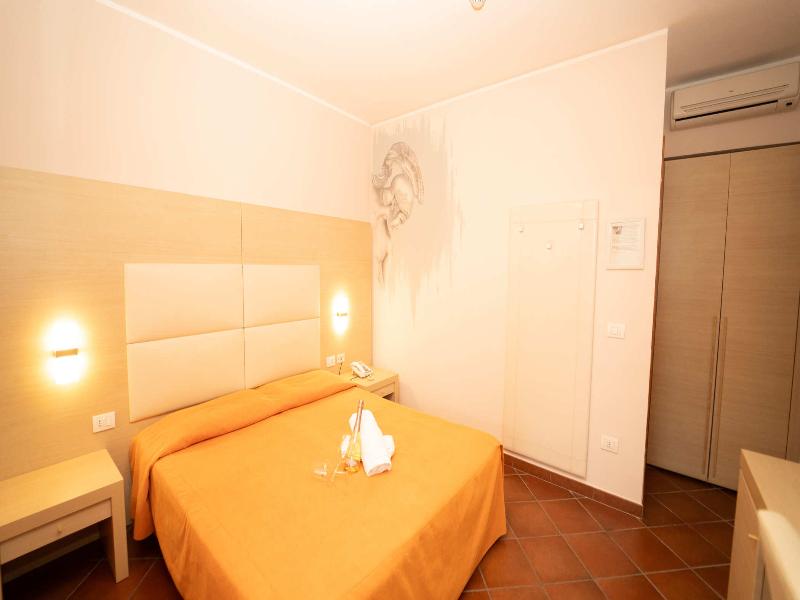 Hotiday Taormina Mazzeo image