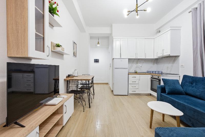 Enles Garden Beach Apartaments image