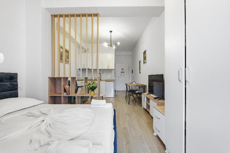 Enles Garden Beach Apartaments image