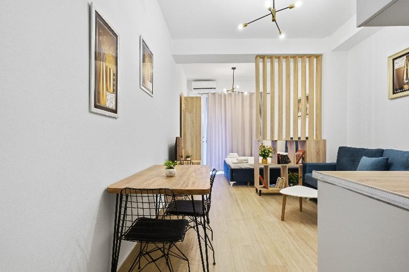 Enles Garden Beach Apartaments image