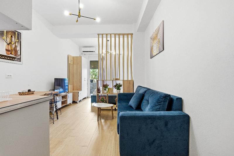 Enles Garden Beach Apartaments image