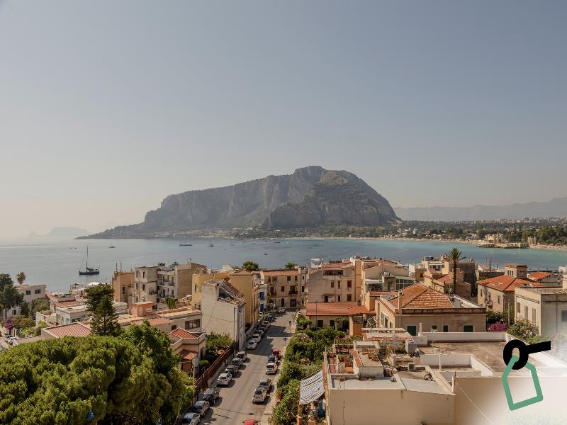 Hotiday Mondello Beach image