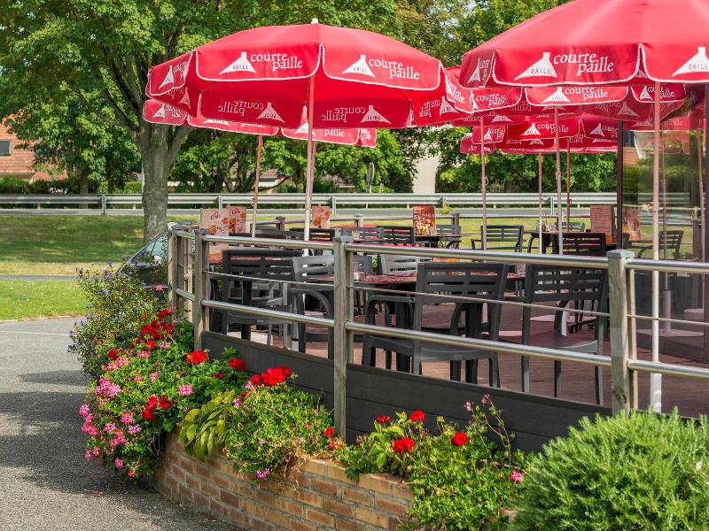 Ibis Budget Senlis image