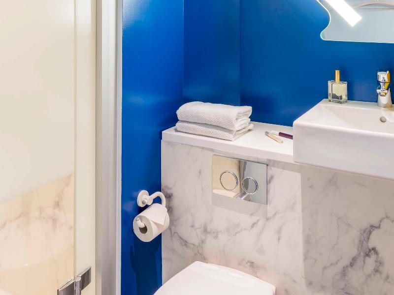 Ibis Budget Senlis image