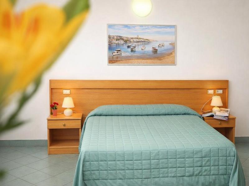 Hotiday Alghero Spiaggia image