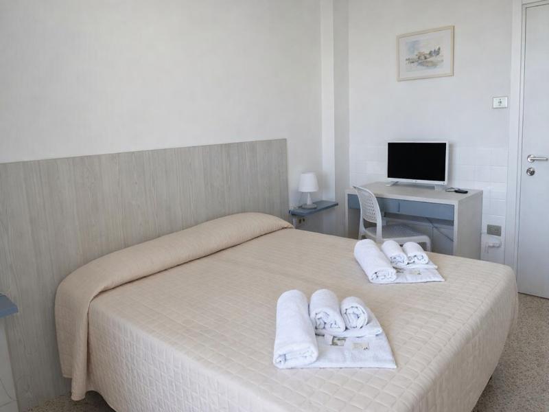 Hotiday Castelsardo Spiaggia image