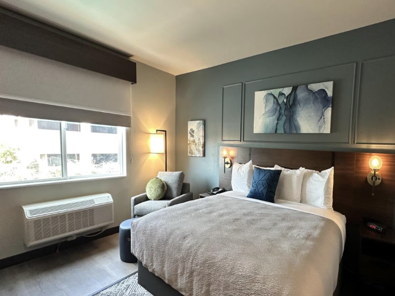 Best Western Plus Rialto image