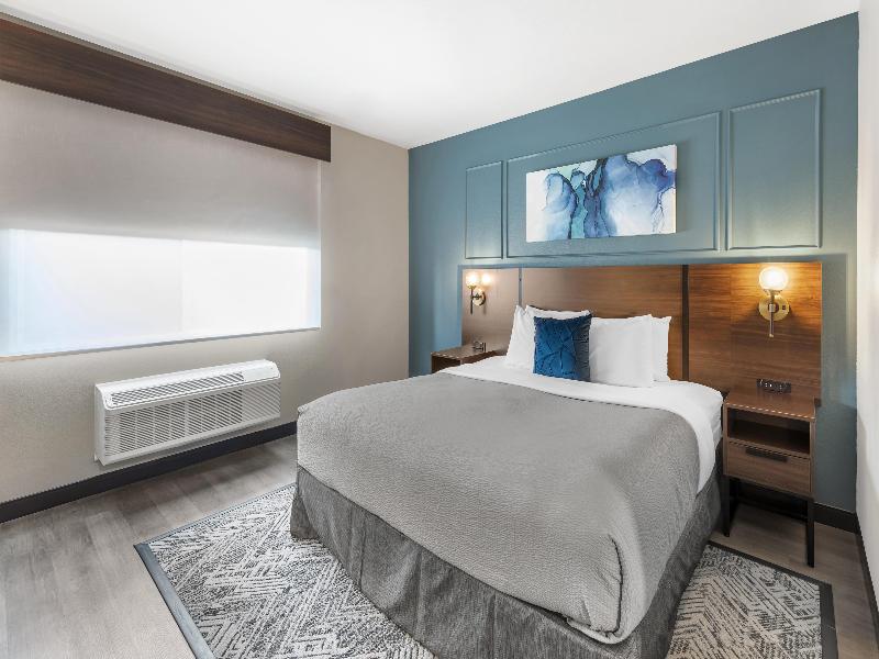 Best Western Plus Rialto image