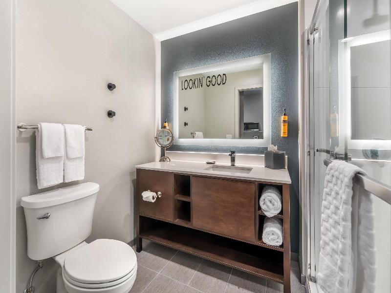 Best Western Plus Rialto image