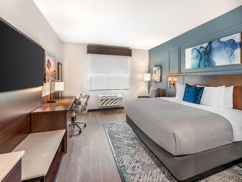 Best Western Plus Rialto image
