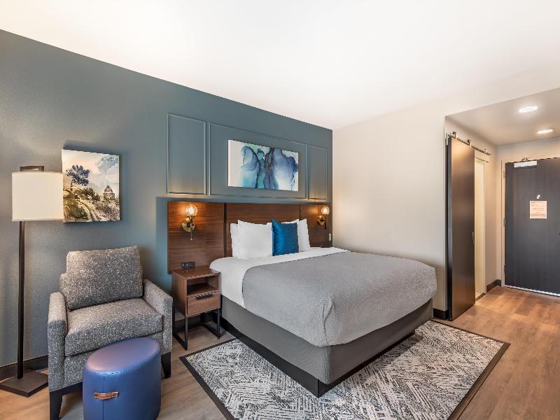 Best Western Plus Rialto image