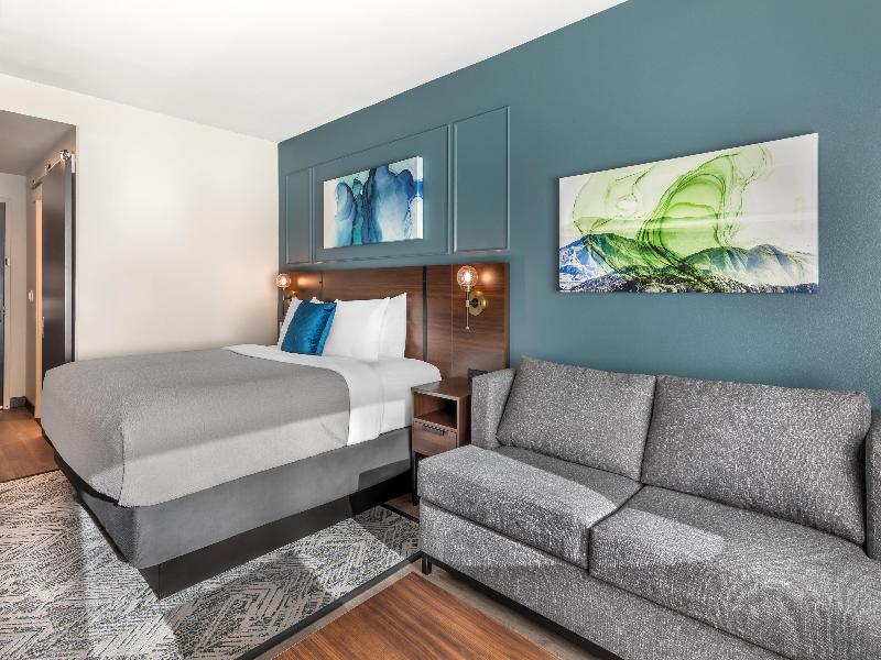 Best Western Plus Rialto image