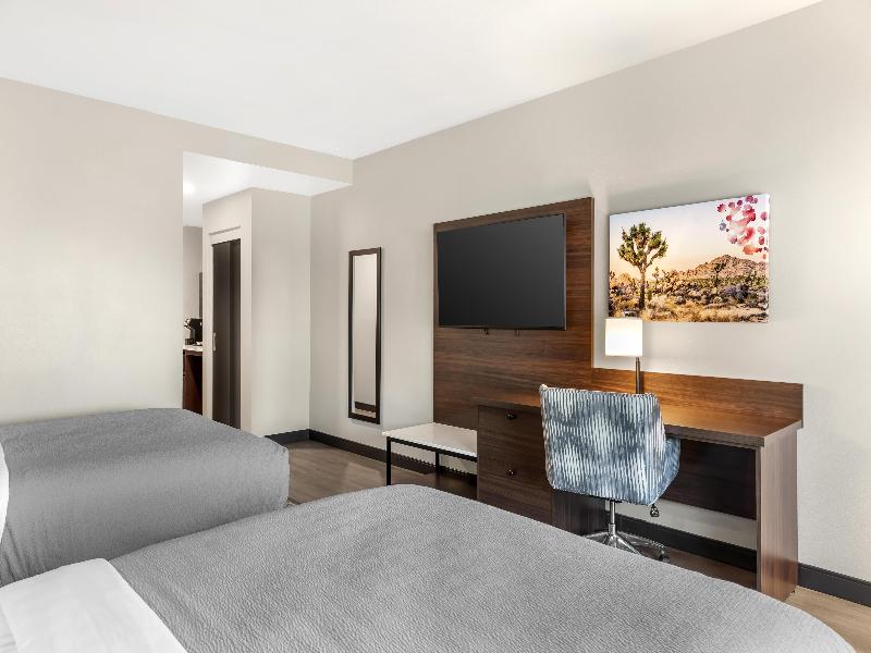 Best Western Plus Rialto image
