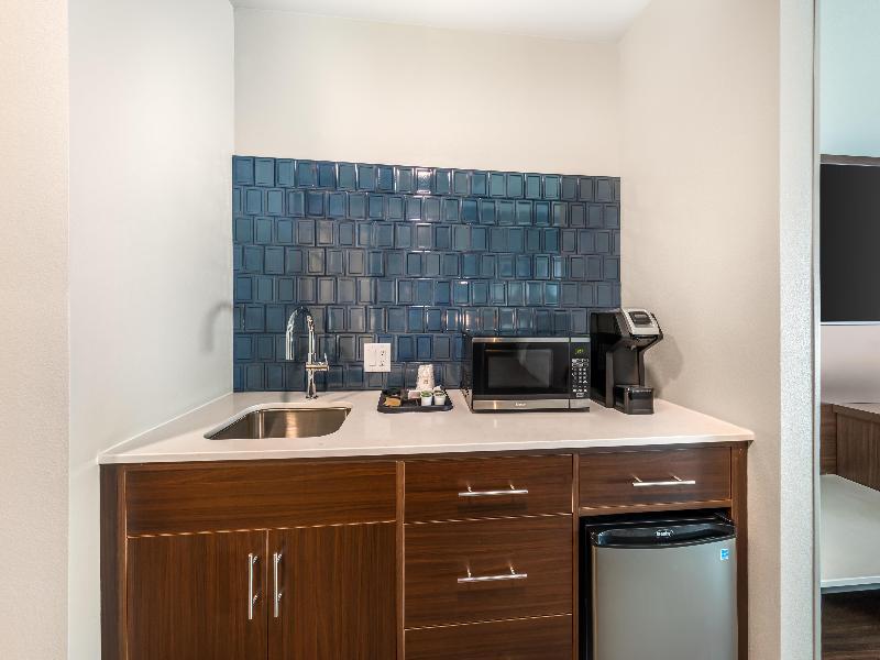 Best Western Plus Rialto image