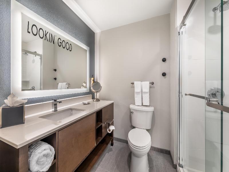 Best Western Plus Rialto image