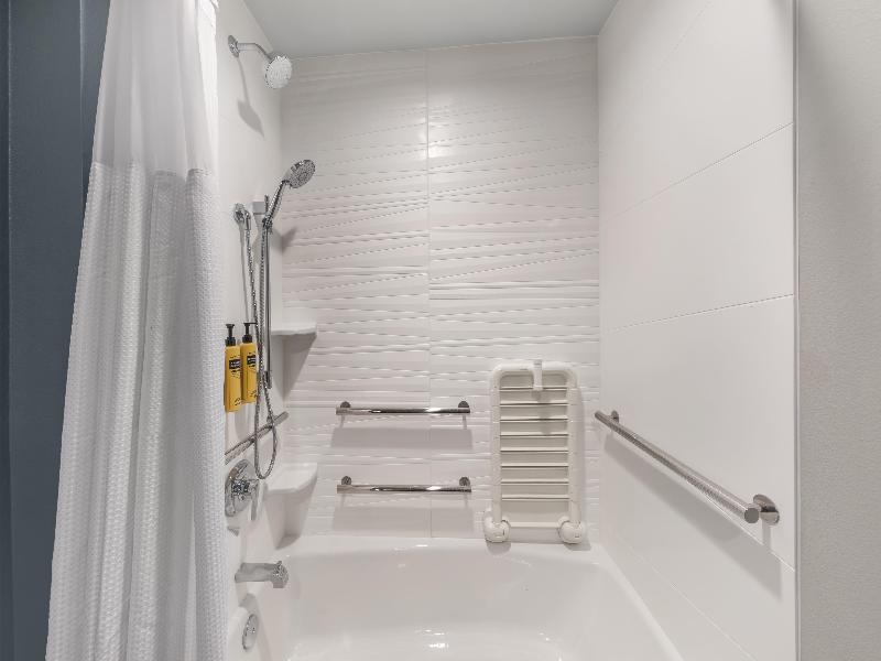 Best Western Plus Rialto image