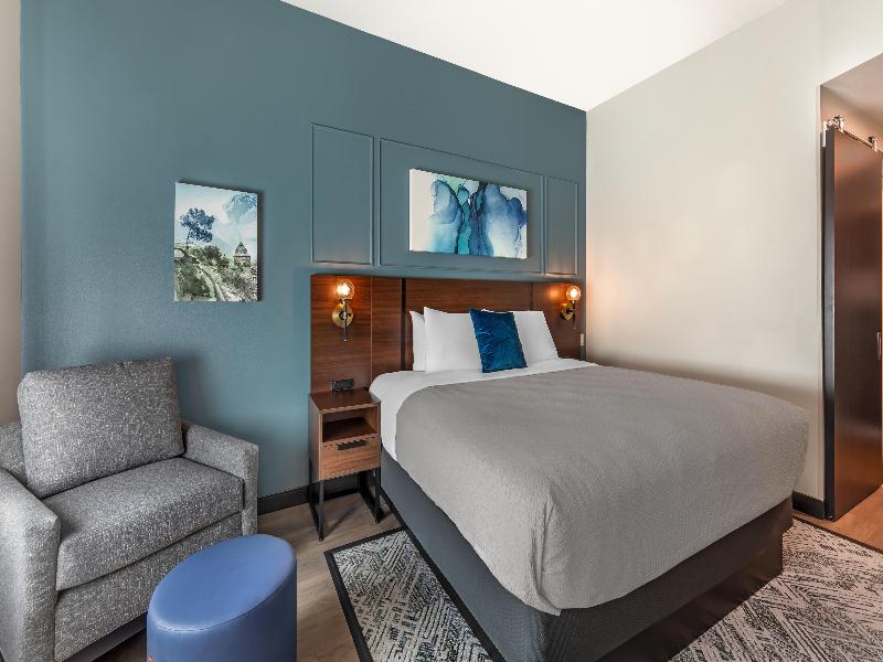 Best Western Plus Rialto image