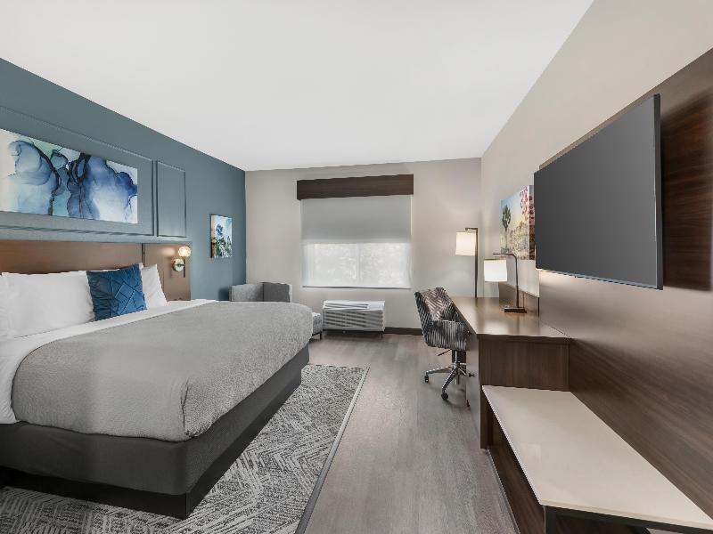 Best Western Plus Rialto image