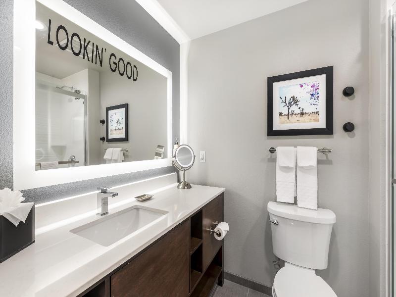 Best Western Plus Rialto image