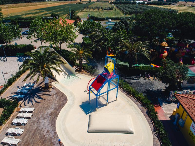Hotiday Marina Di Cecina image