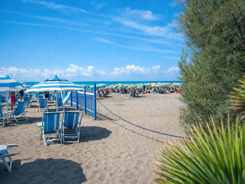 Hotiday Marina Di Cecina image