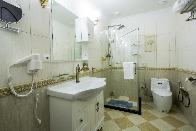 Zámek Lužec Spa And Wellness Resort image