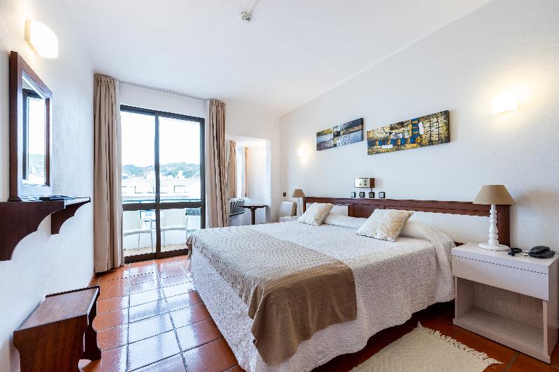 Salema Beach Hotel image