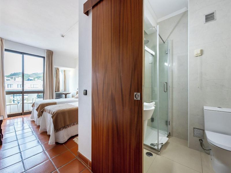 Salema Beach Hotel image