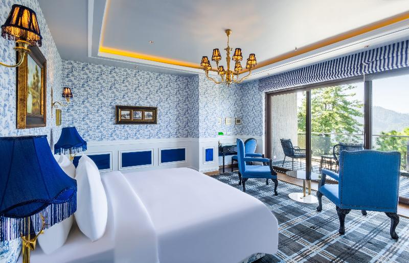 The Manor Sports And Wellness Hotel image