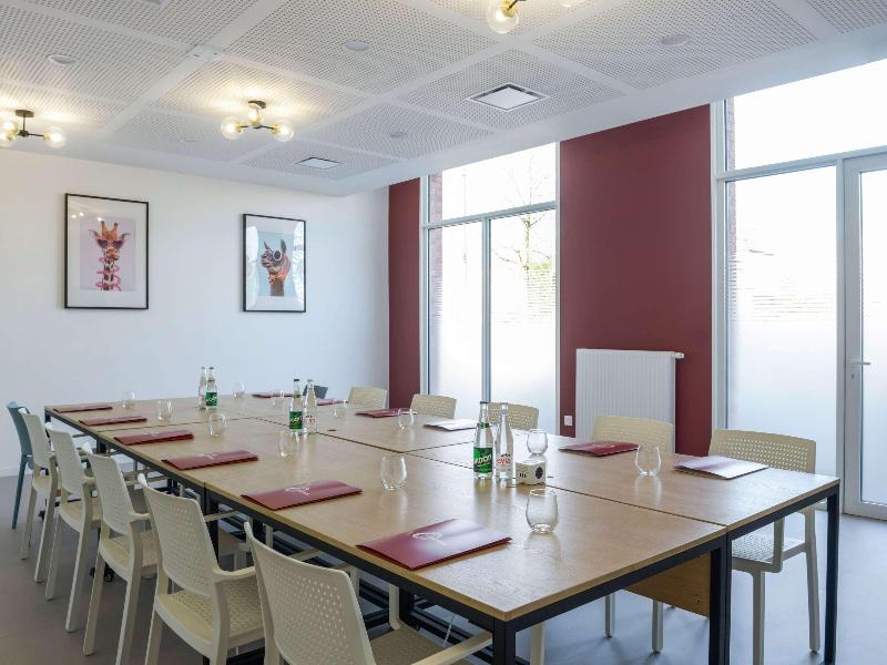 Aparthotel Adagio Access Lille Villeneuve-d'ascq image
