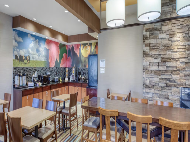 SureStay by Best Western Mount Pleasant Racine image