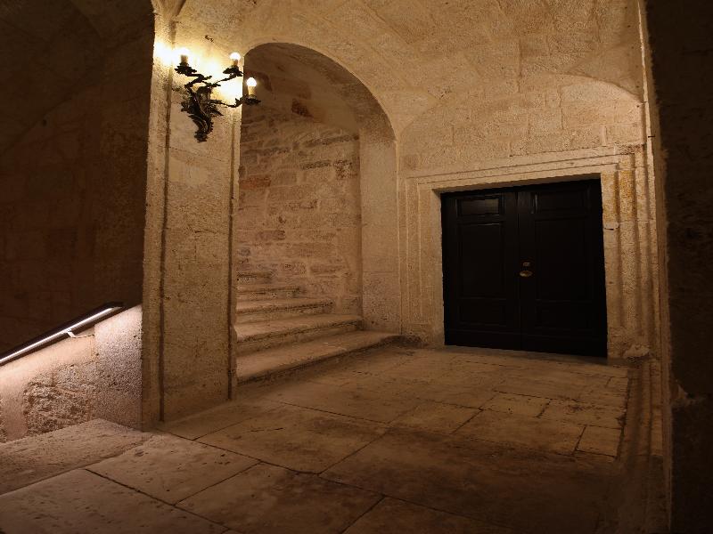 The Duchess Of Puglia image
