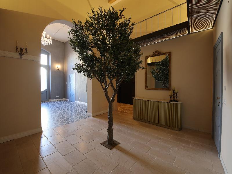 The Duchess Of Puglia image