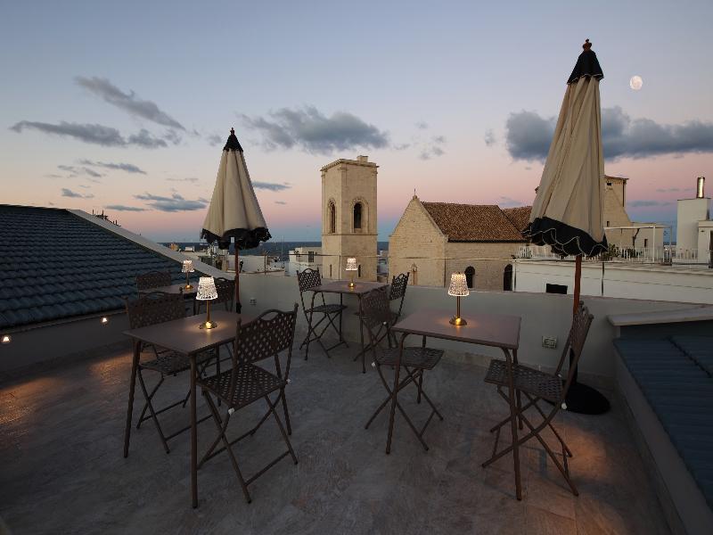 The Duchess Of Puglia image