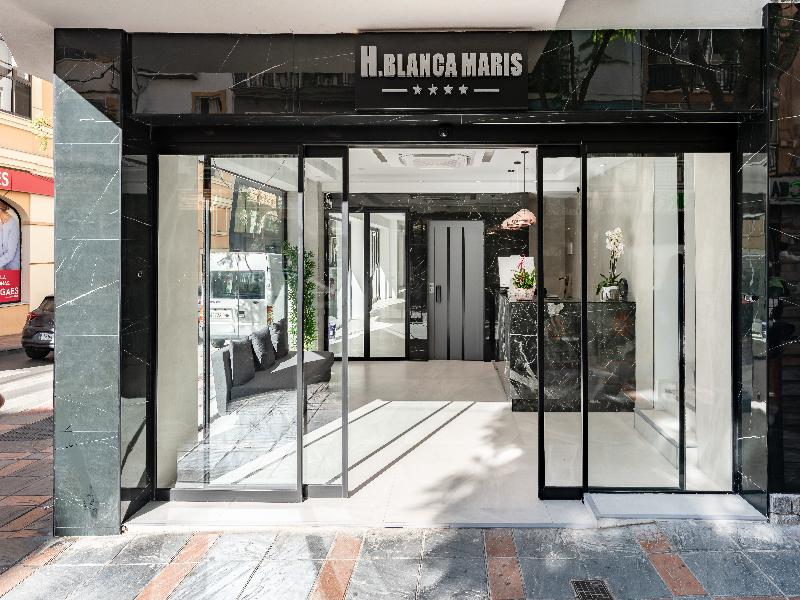 Blanca Maris image