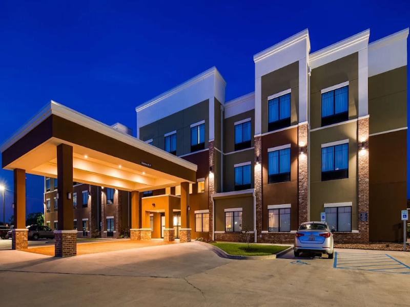 False River Hotel — general view