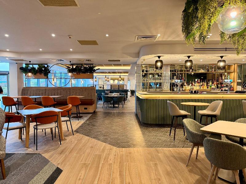 Holiday Inn London Luton North — general view