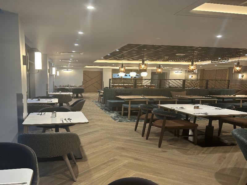 Holiday Inn London Luton North image