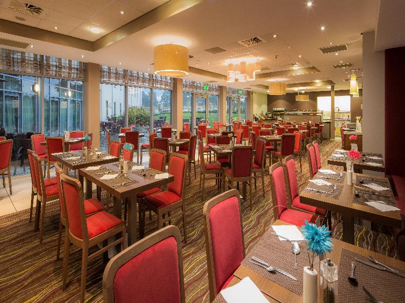 Holiday Inn London Luton North image