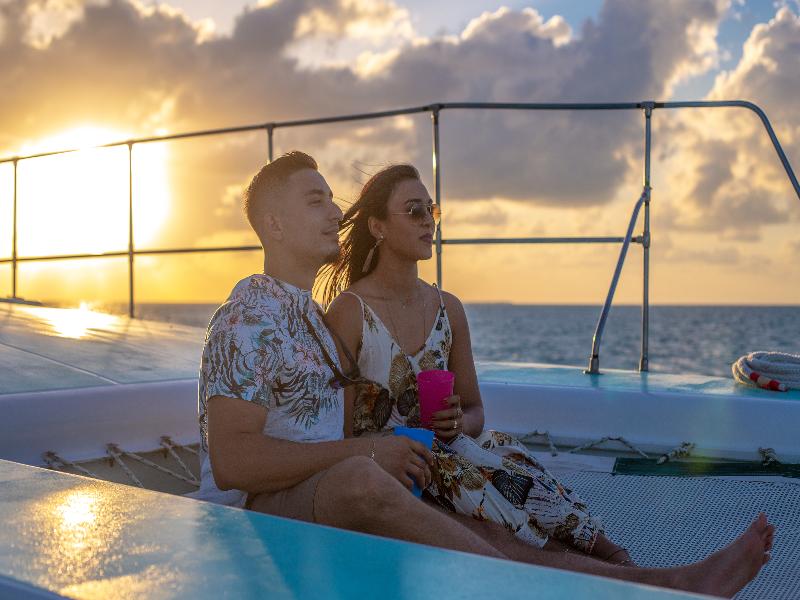 Sunset Caribe Belize image