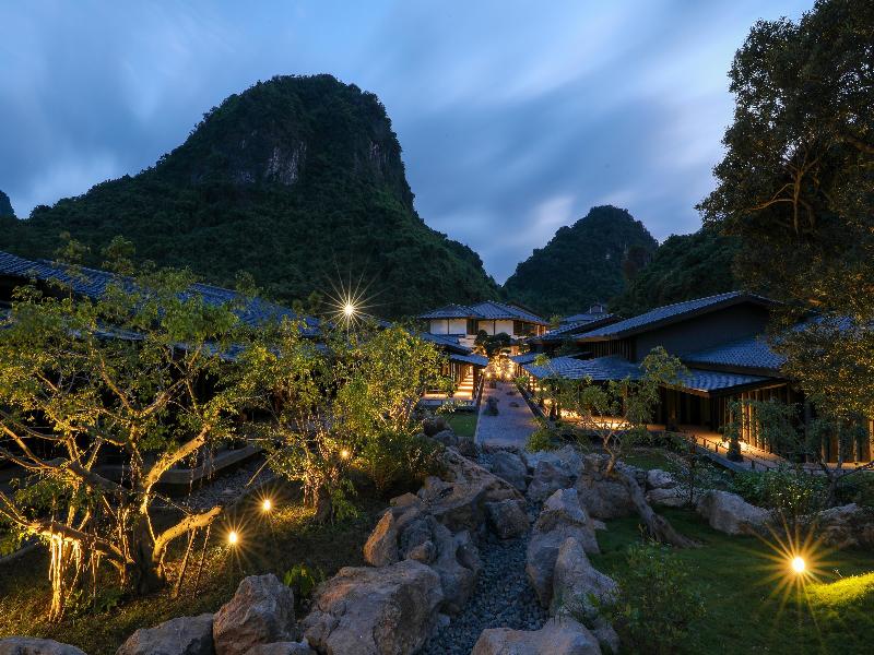 Hilton Quang Hanh Onsen Resort image