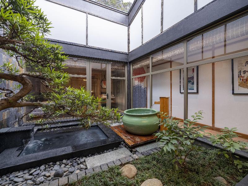 Hilton Quang Hanh Onsen Resort image