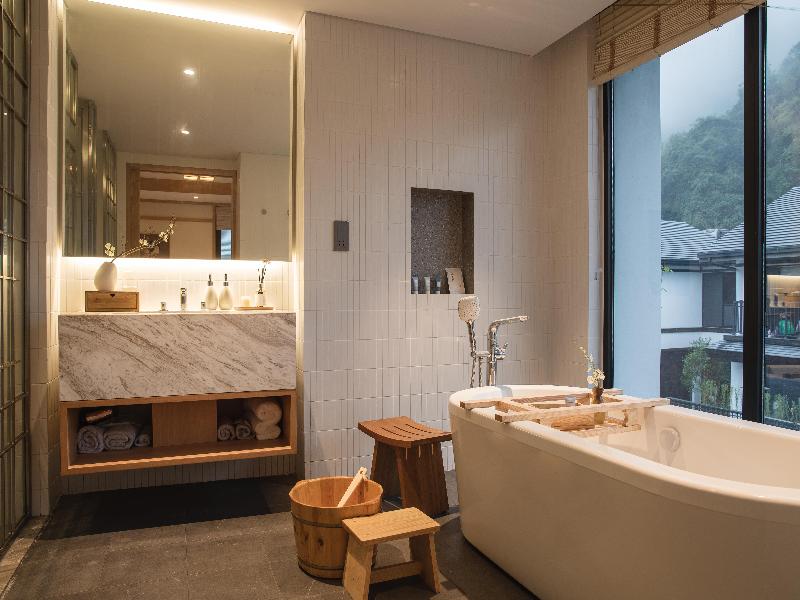 Hilton Quang Hanh Onsen Resort image